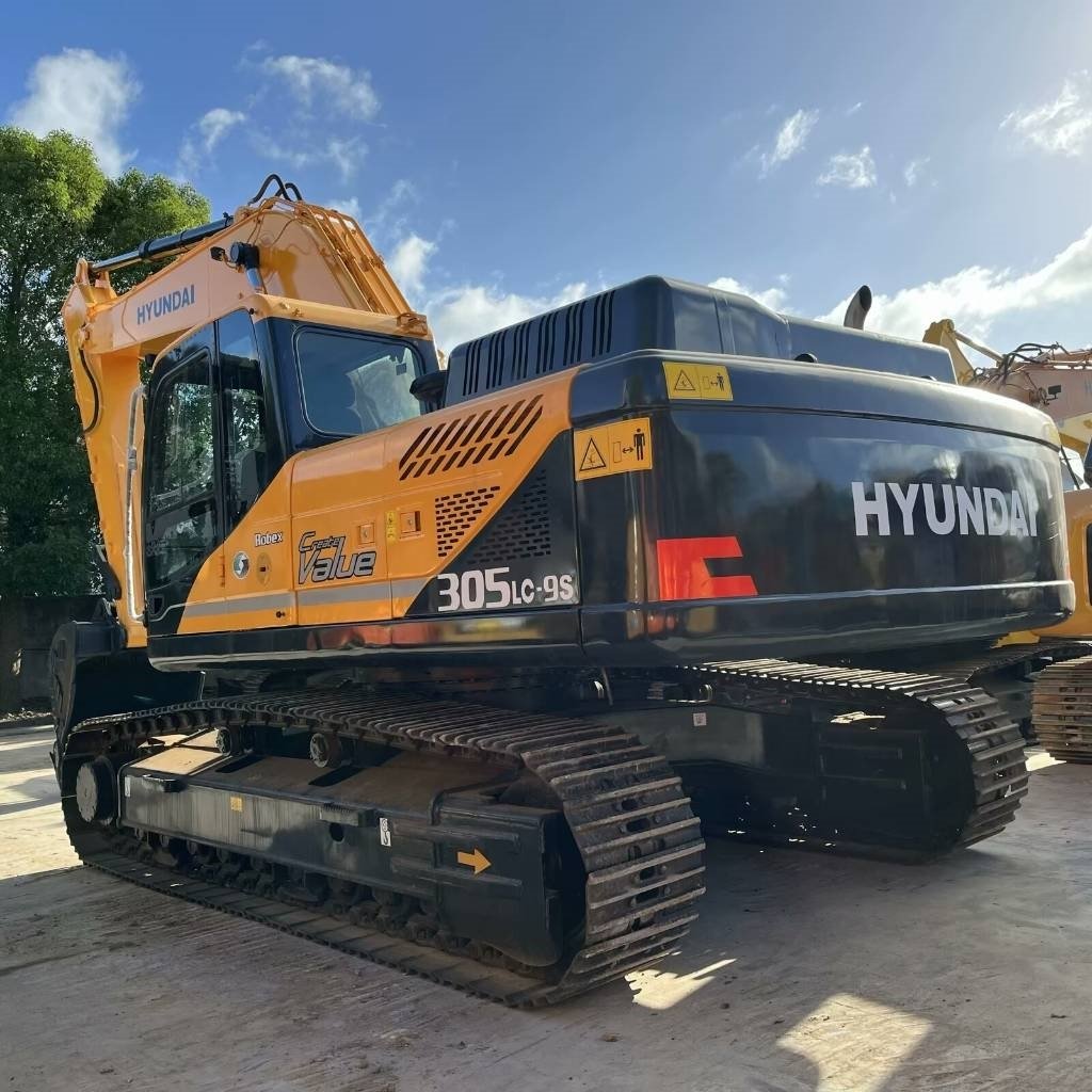 Excavator Hyundai R305LC-7