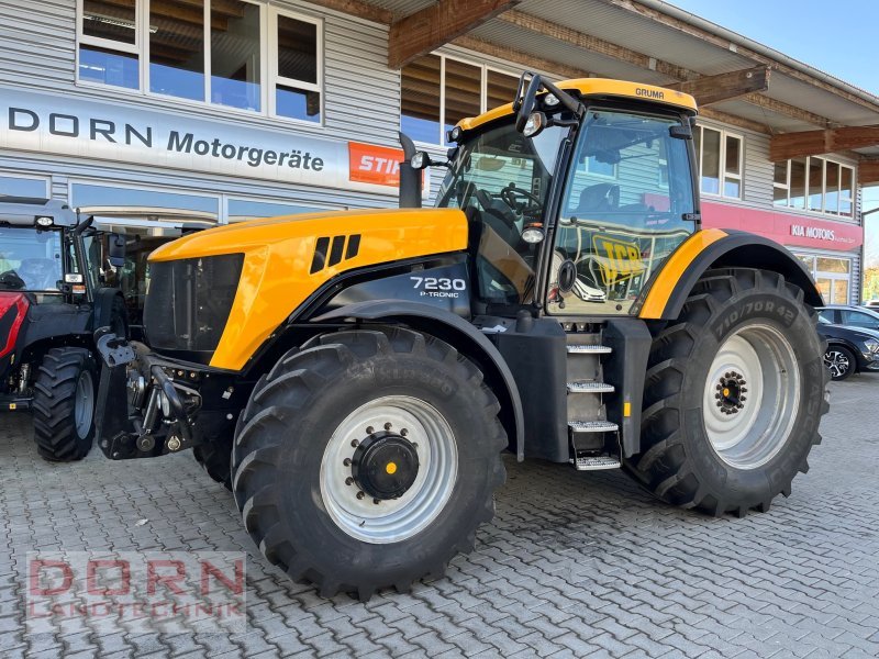 Traktor JCB 7230