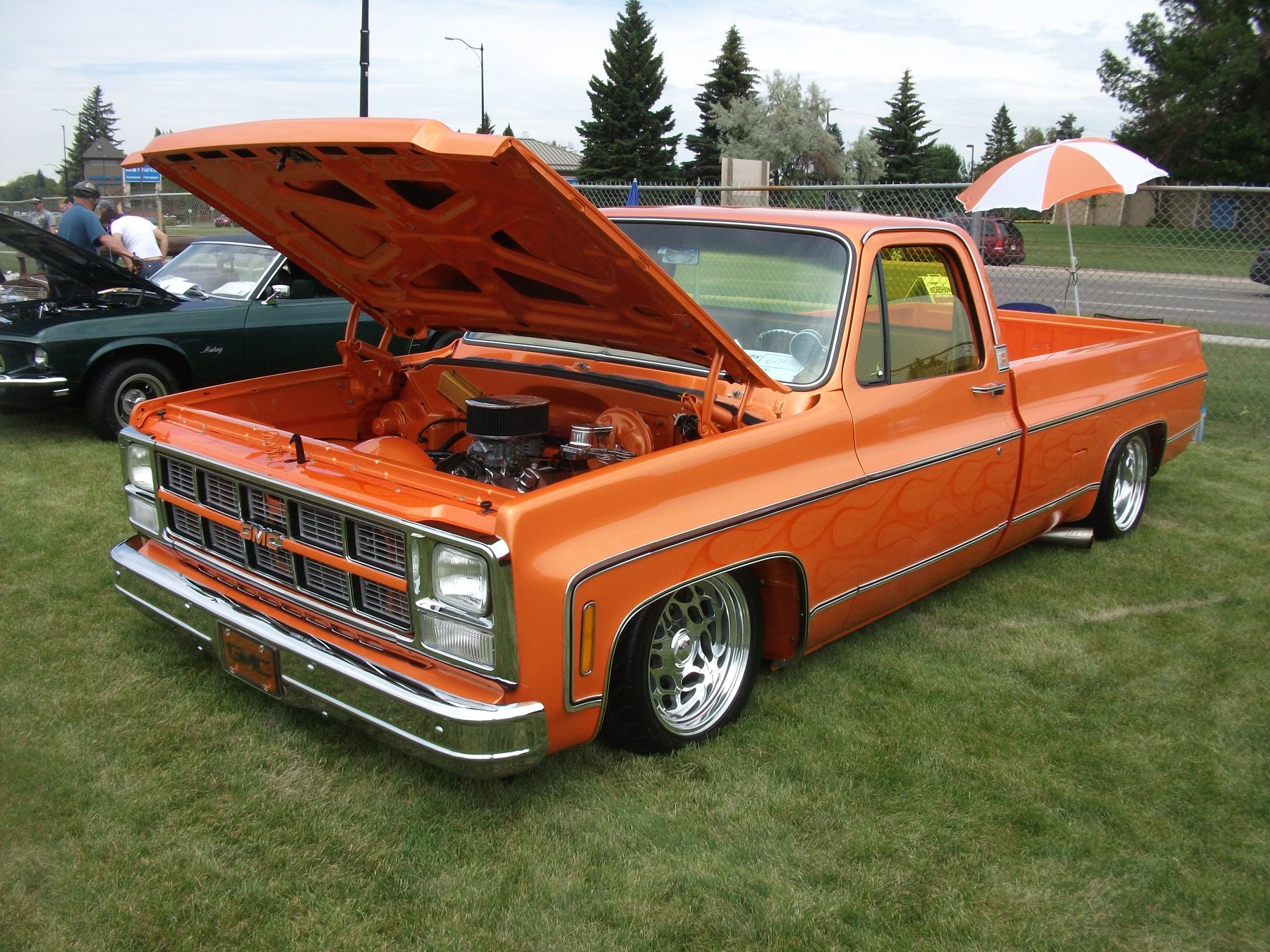 GMC C10