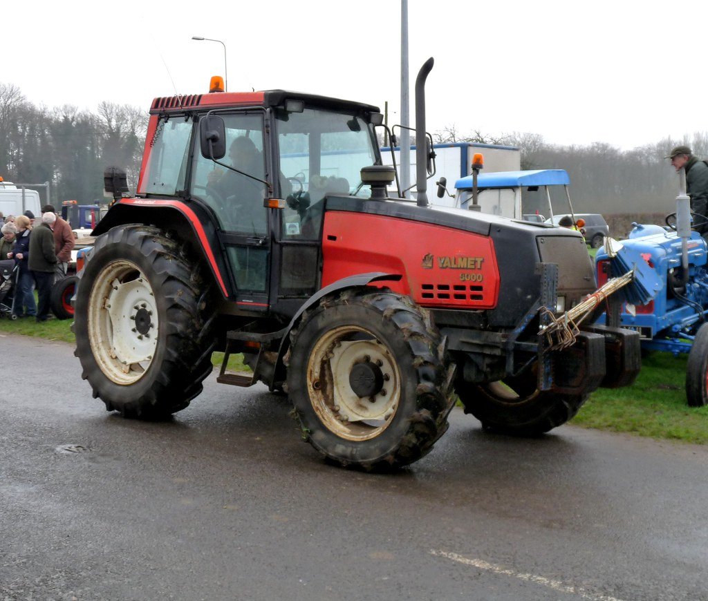 Tractor Valmet HYMAS-8000