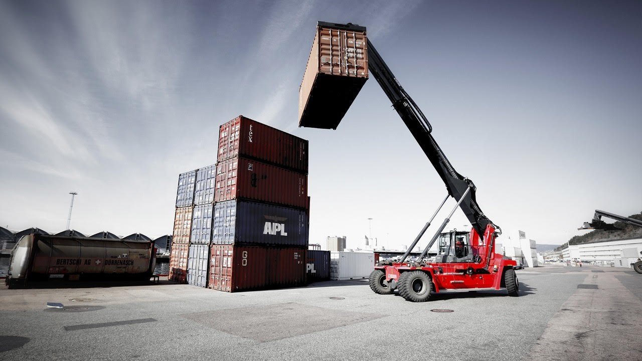 Wozy do kontenerów i reachstackery Kalmar DRG700-75ZX