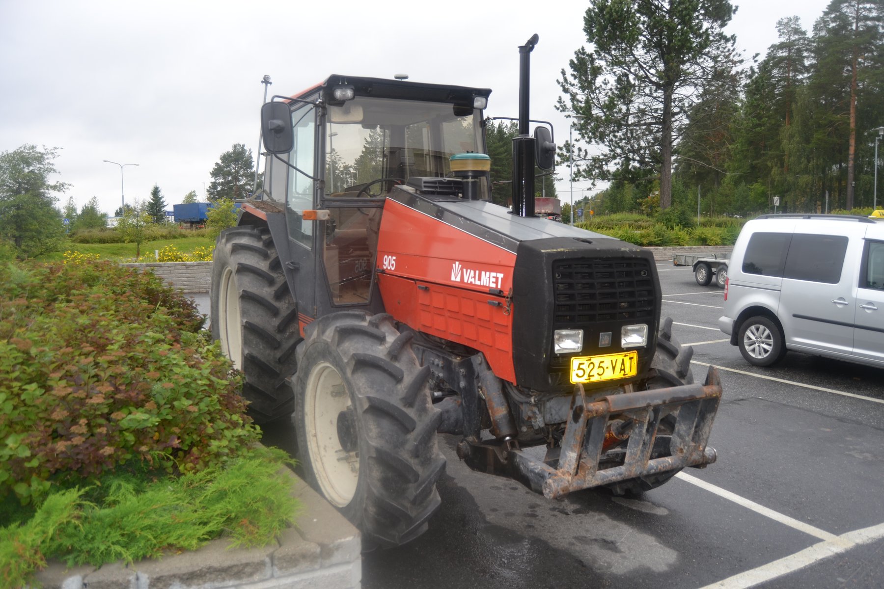 Tractor Valmet 905