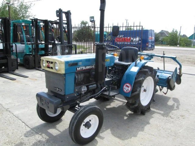 Tractor Mitsubishi D1550