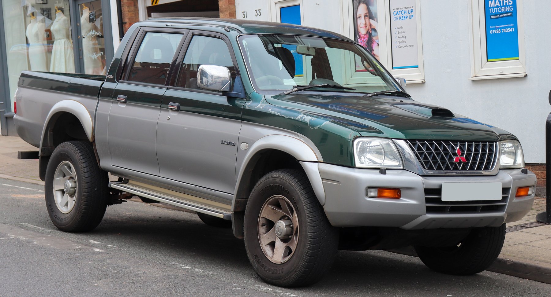 Van Mitsubishi L200 Douple Cap