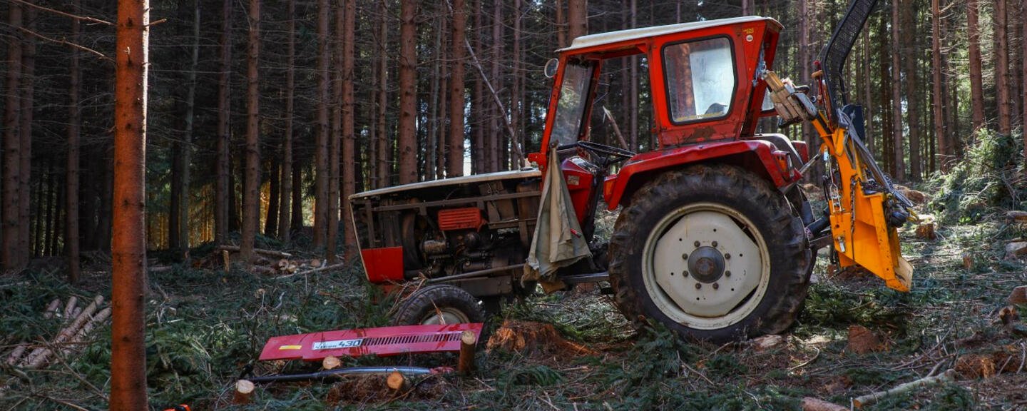 Tractor Allis Gleaner Corporation RT-155 A