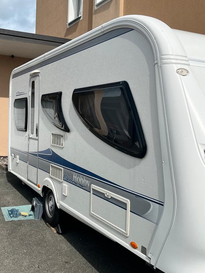 PKW-Anhänger bis 3,5 t HOBBY LA VITA 400 SF
