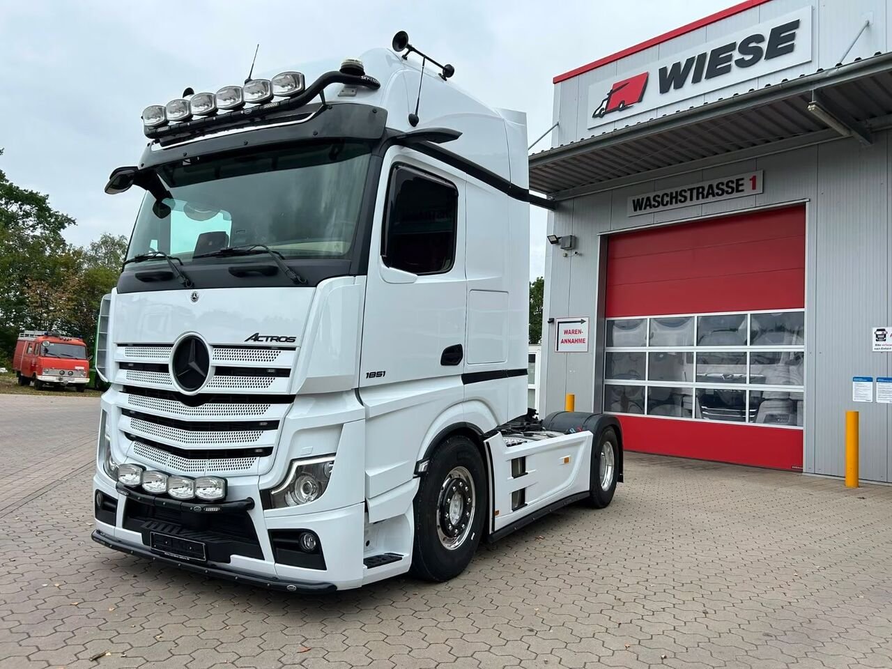 Truck Mercedes Benz ACTROS 1851 LS