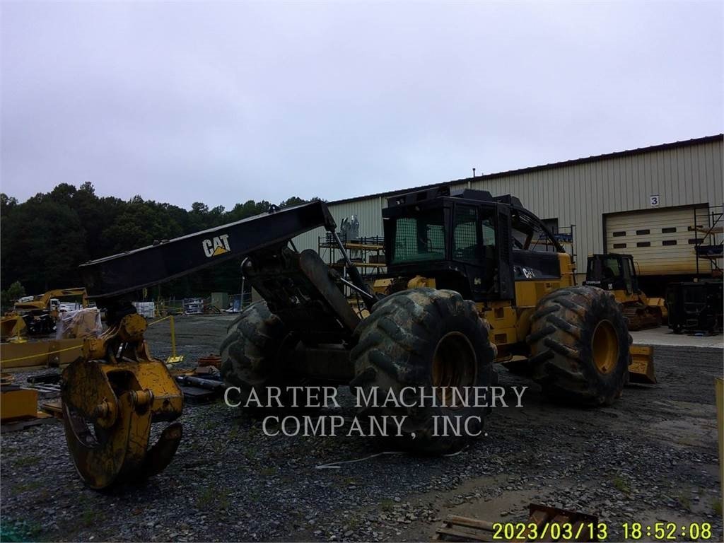 Caterpillar 545C Grapple