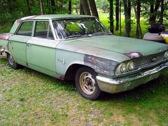 Ford 300S