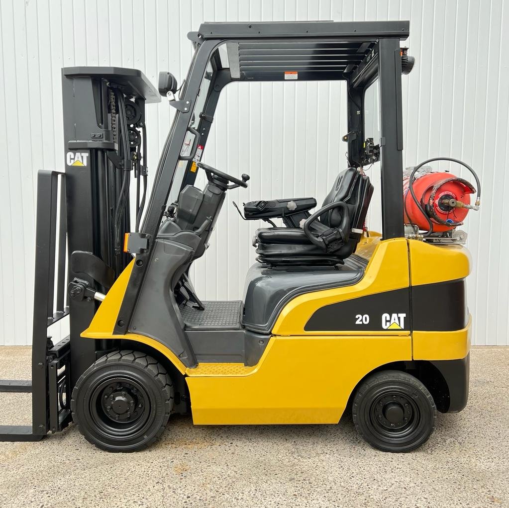 LPG forklifts CAT Lift Trucks GP20NT