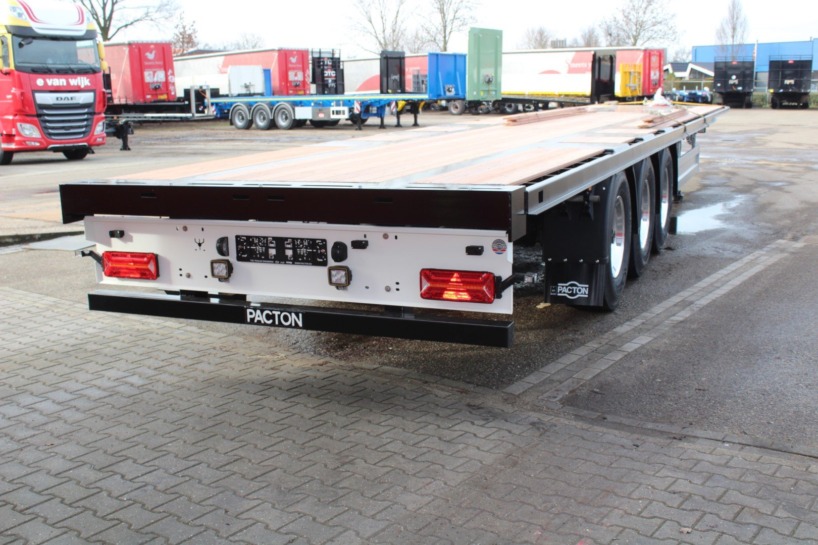 Trailer Pacton Trailers LXD.342