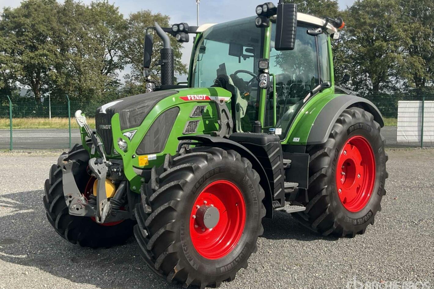 Traktor Fendt 515 Vario