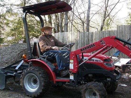 Tractor Mahindra 1815 HST