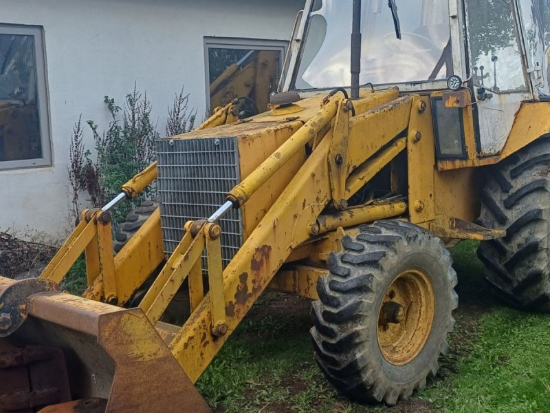 JCB 3C backhoe