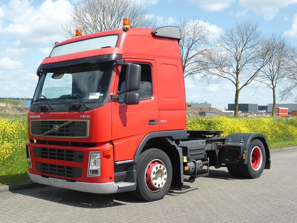 Lastwagen Volvo 12-62RA-80213