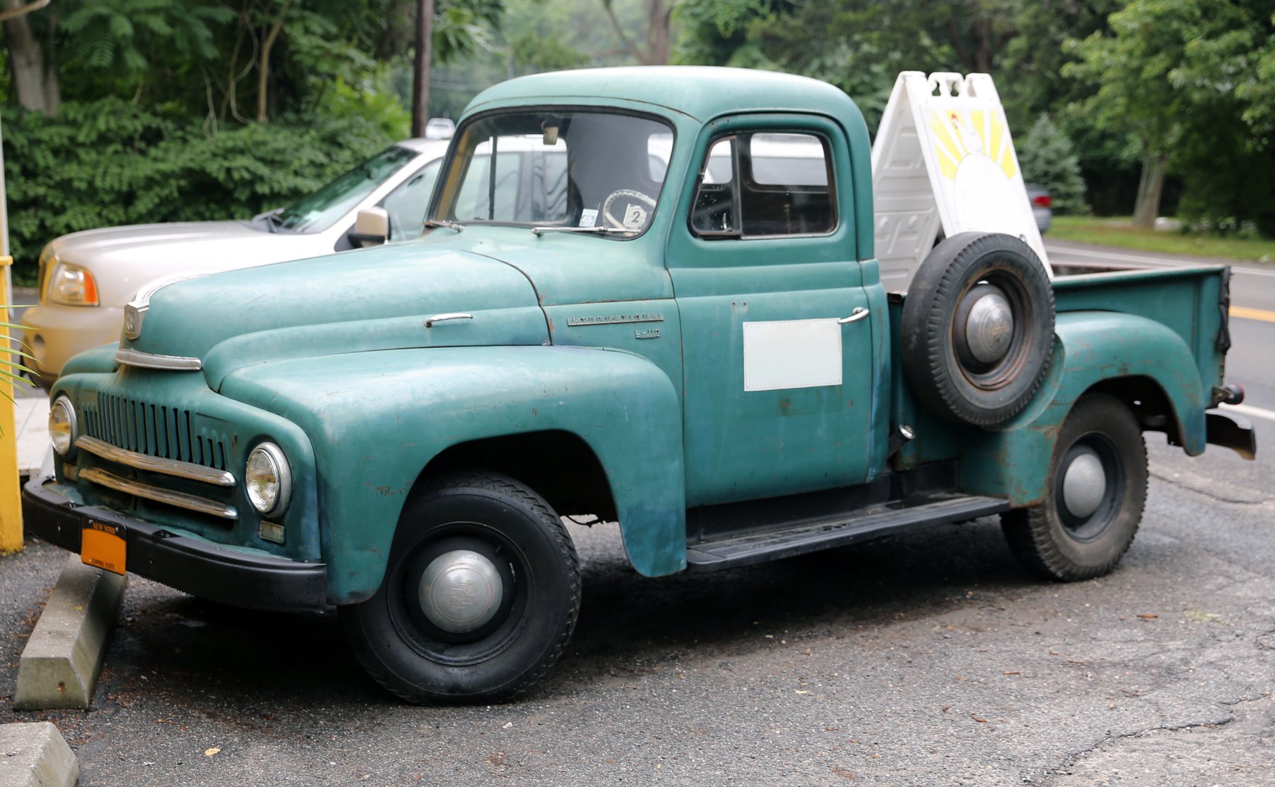 Van International L-110 SERIES