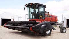 Hesston 8450