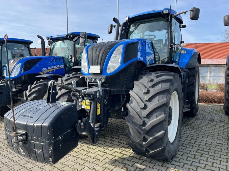 Tractor New Holland T8.330