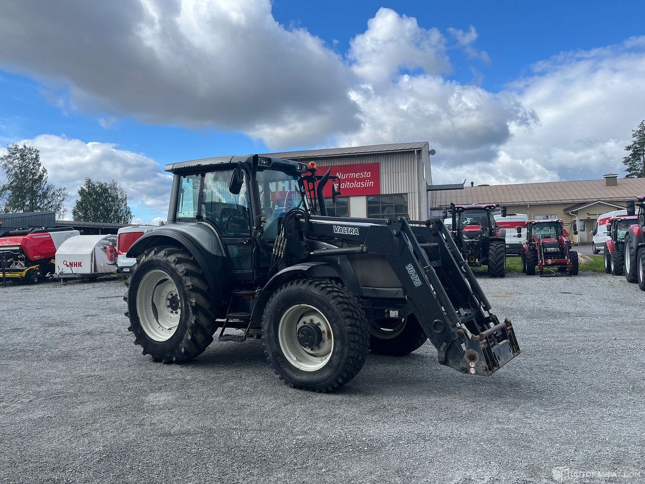 Tractor Valtra M 120