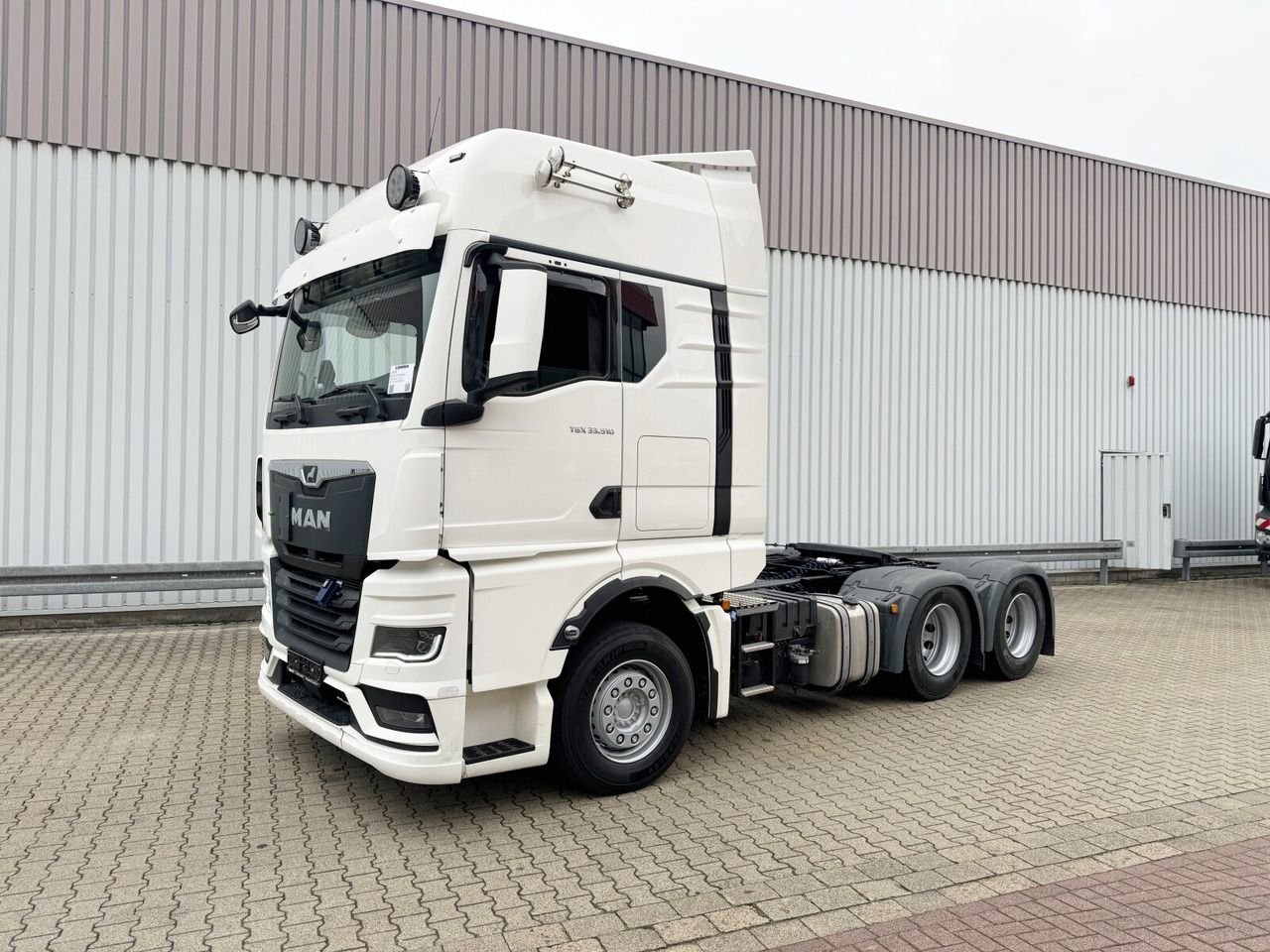 Truck MAN 26.640 6x2/4 BL SA