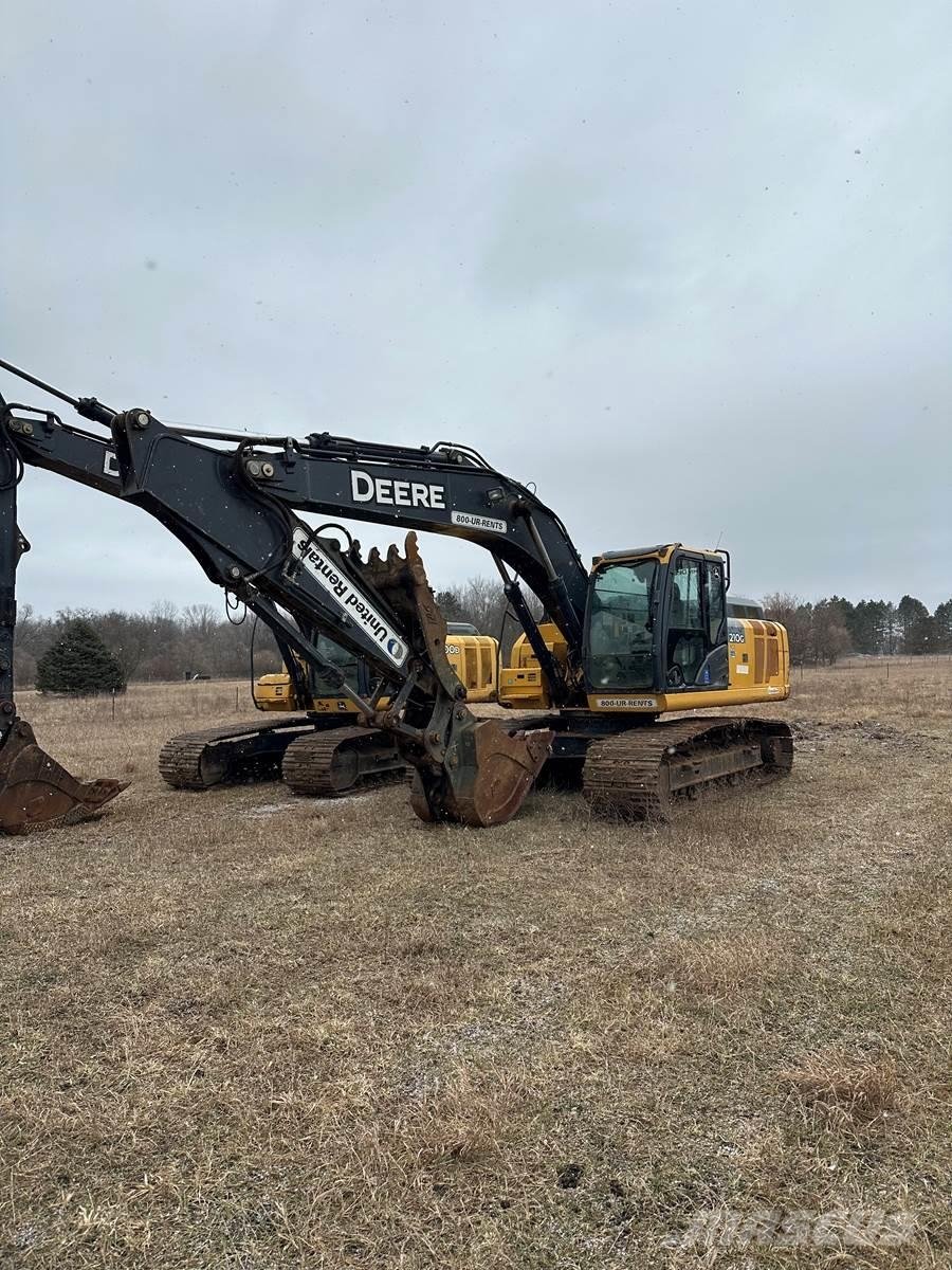 Excavator John Deere 210G LC