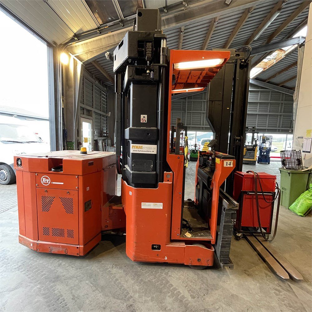 Car trailers up to 3.5 t Övriga Bt 1300