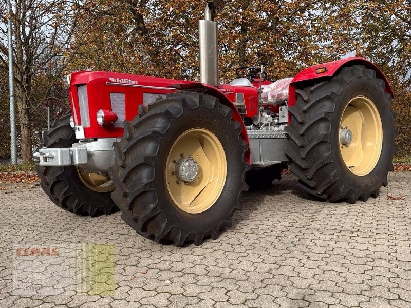 Traktor Schlüter Super 1500 V
