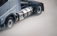 Volvo 12-FH62RB-VTA4111-8X2/180+280+137