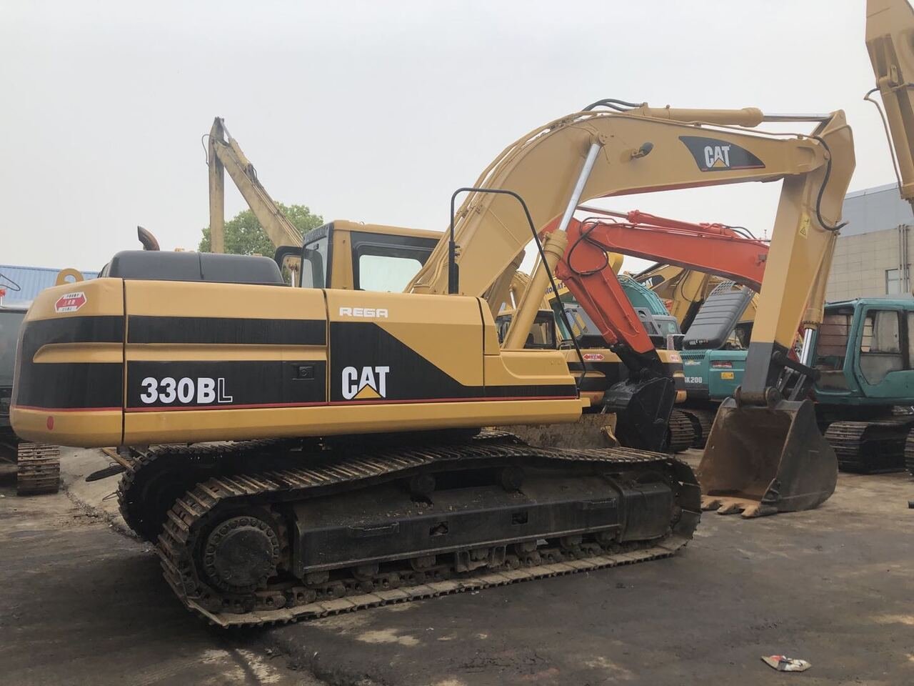 Caterpillar 330B