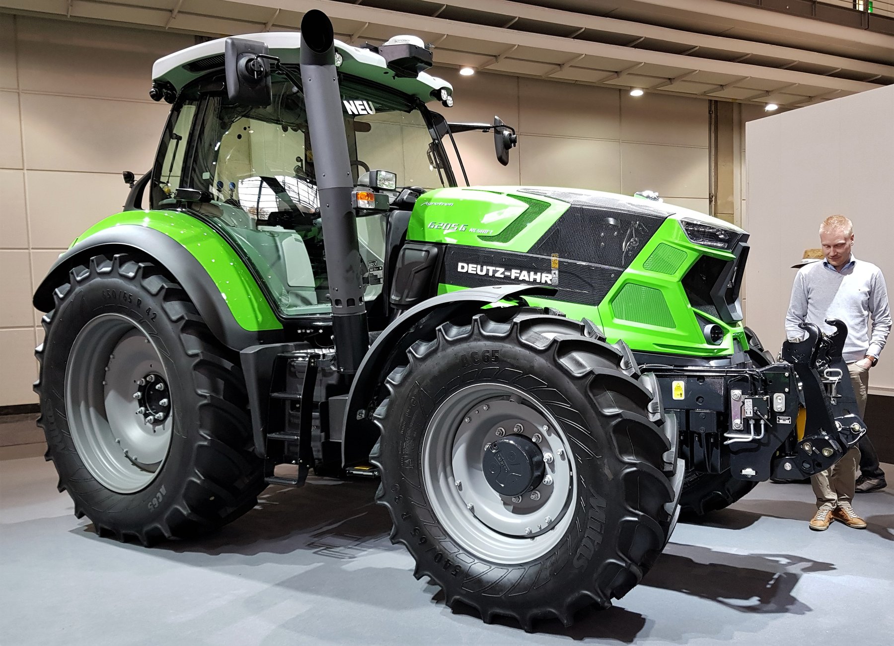 Traktor Allied 222