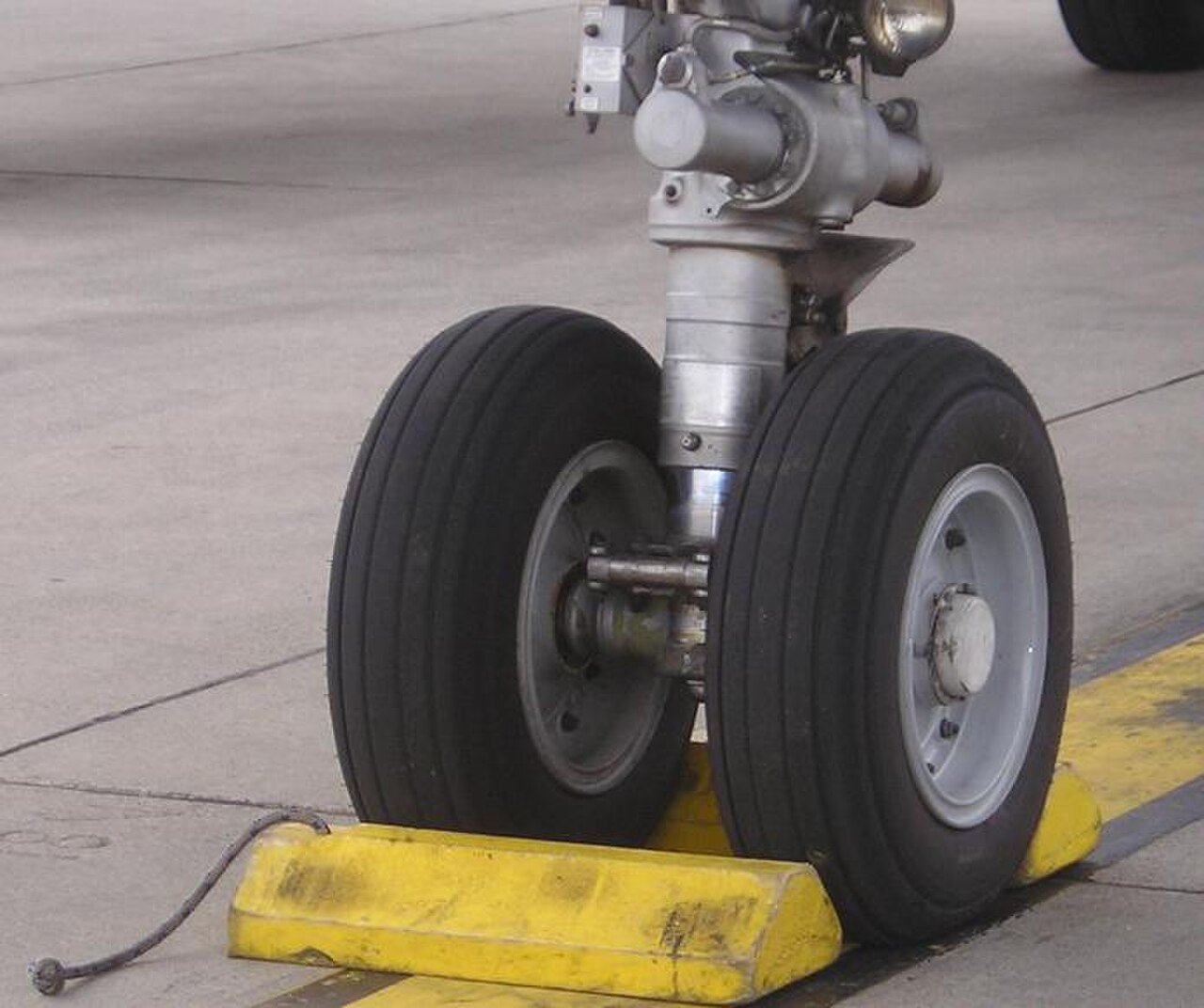 Airport equipment Traviation Aircraft Chocks