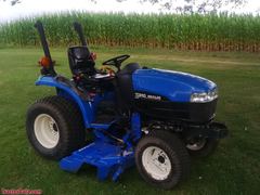 New Holland TC24D Boomer