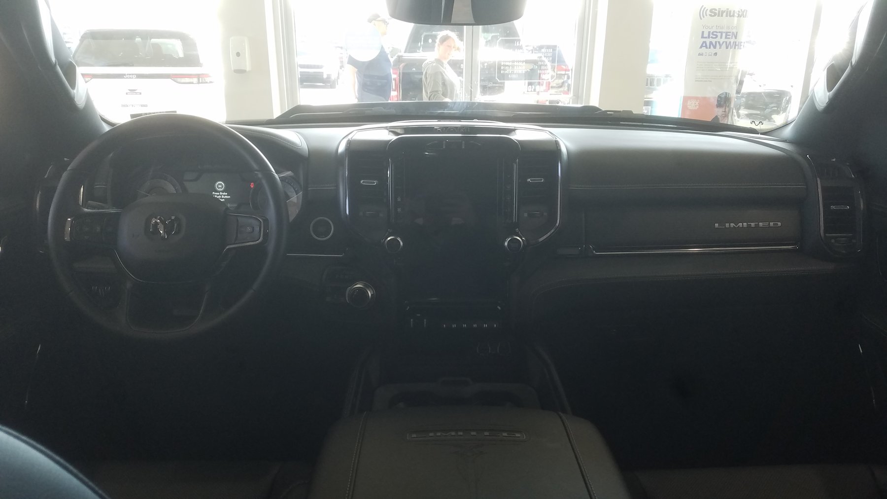 Van Dodge RAM 1500 LIMITED CREW CAB