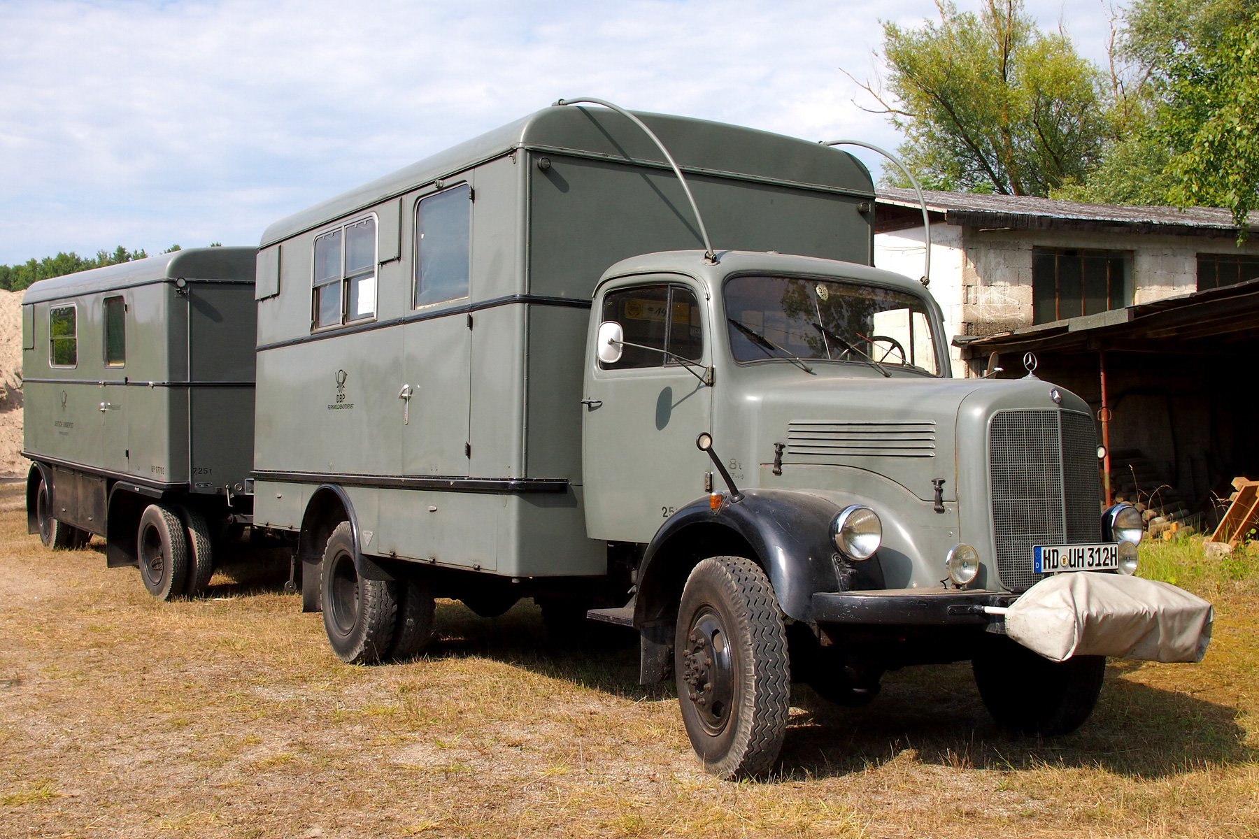 Truck Mercedes Benz LA312/42