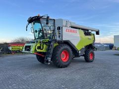 CLAAS Trion 530