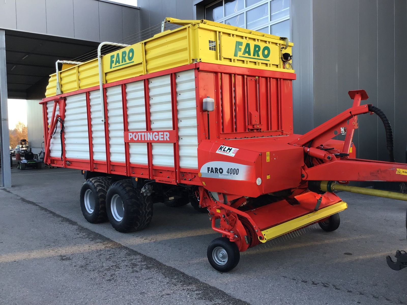 Pöttinger Faro 4000 L