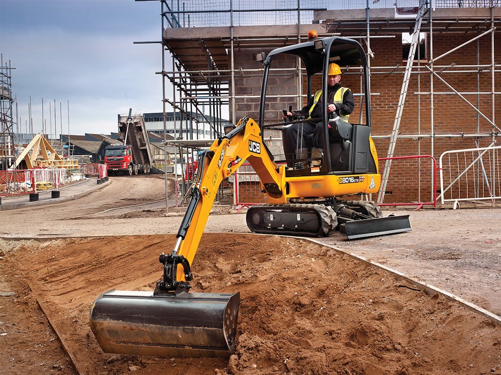 Koparka JCB 8016