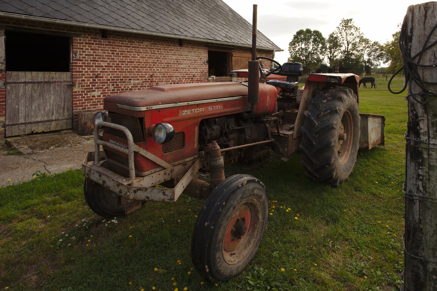 Tractor Zetor 5711
