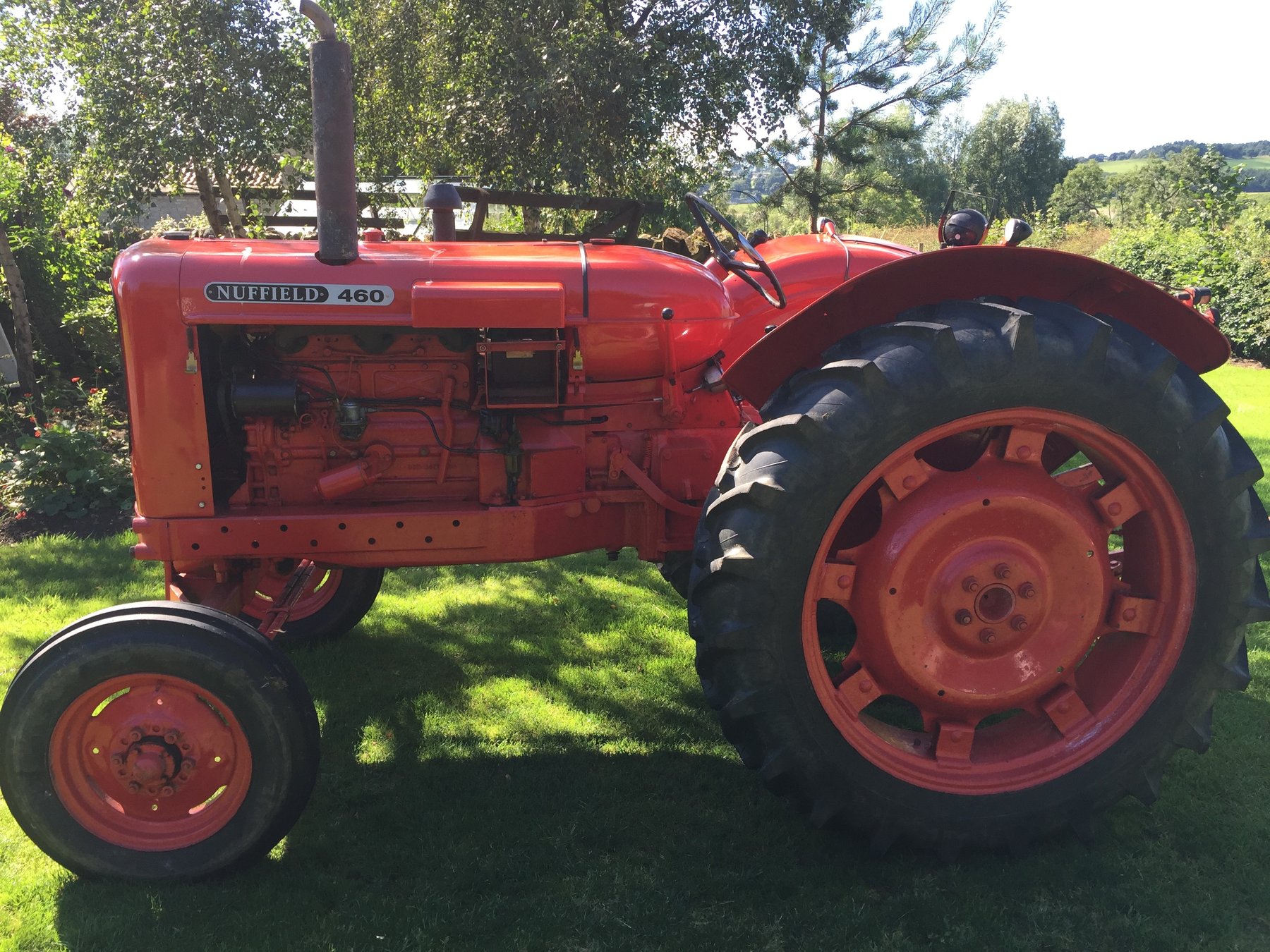 Traktor Nuffield 460