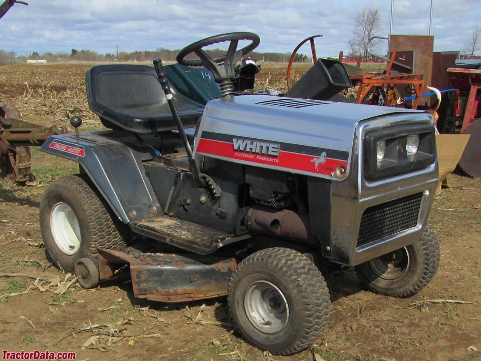 Tractor White Farm Equipment 120