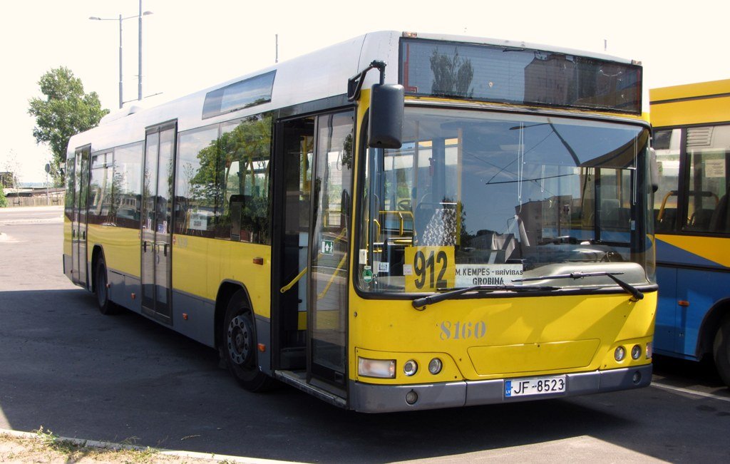 Busse & Reisebusse Volvo B7L