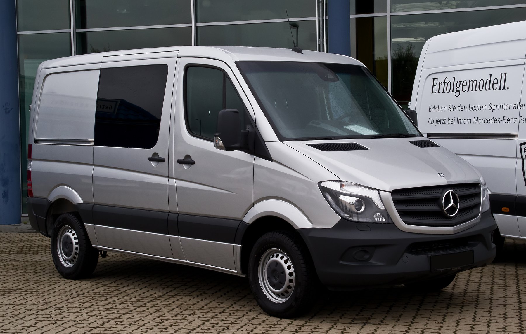 Van Mercedes Benz SPRINTER 216