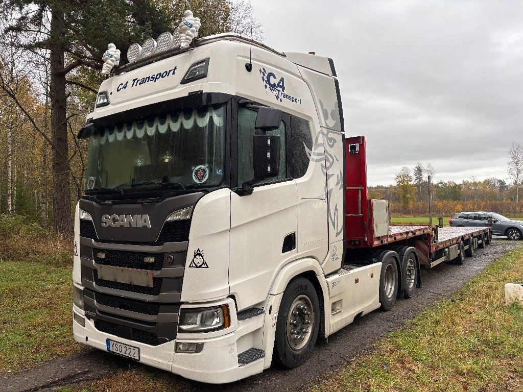 Truck Scania 500 LA6X2/4HNB