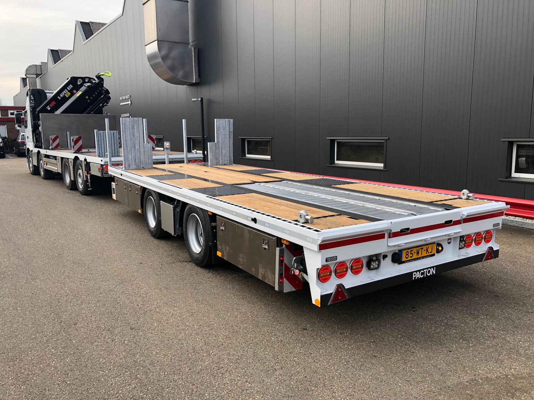 Trailer Pacton Trailers MXD.
