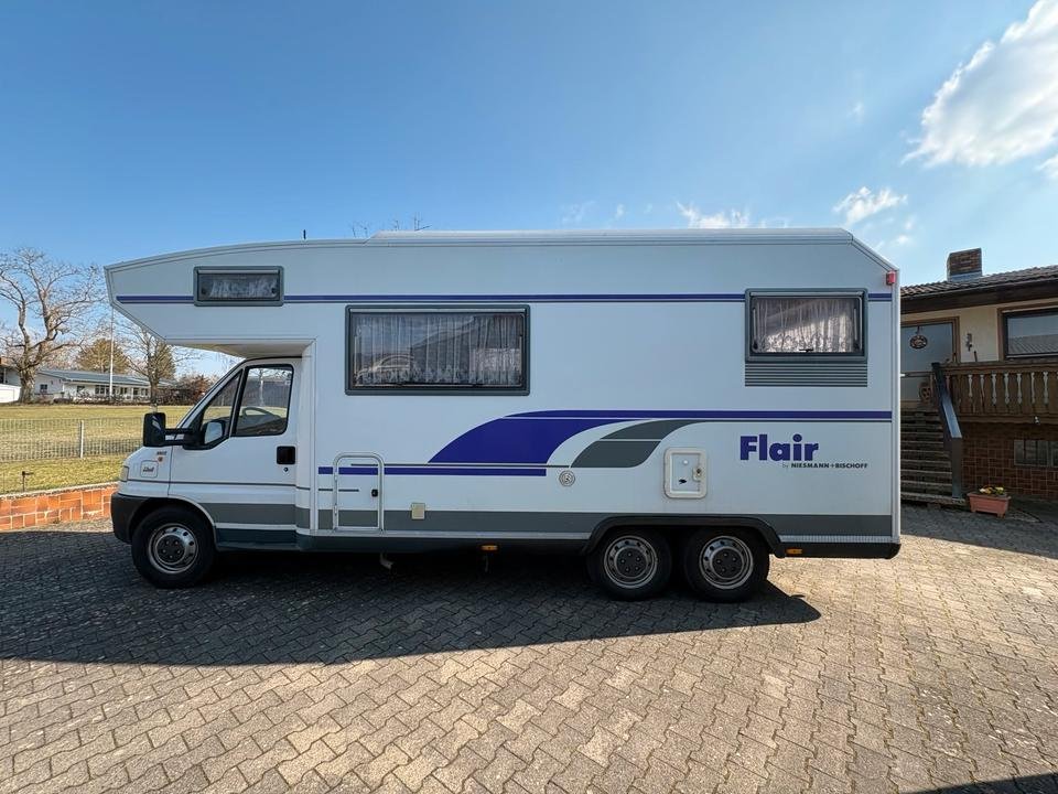 Truck Fiat FLAIR