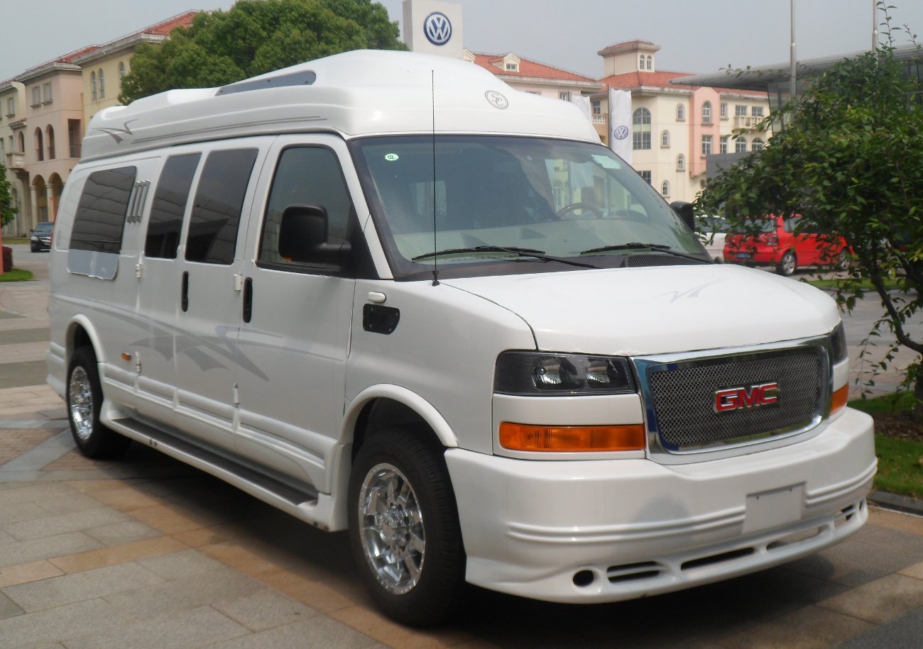Truck GMC SAVANA VAN AWD