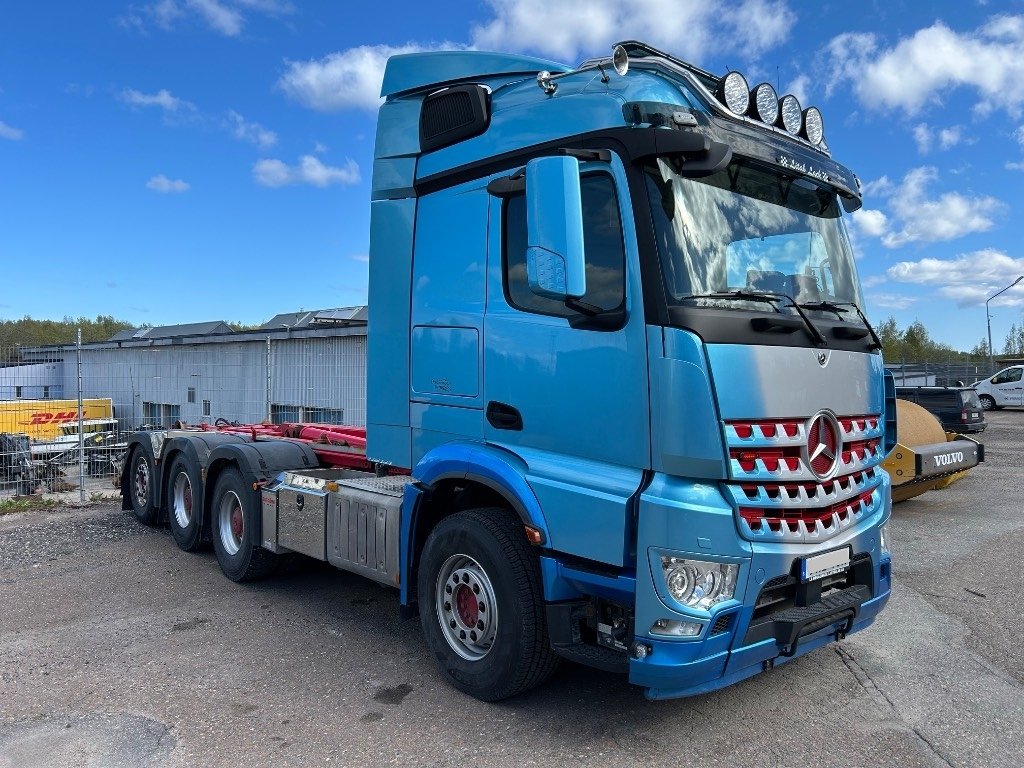 Truck Mercedes Benz ANTOS 3253