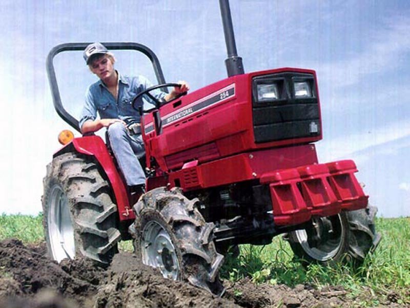 Tractor International Harvester International 254
