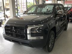 Mitsubishi DOUBLE CAB 4WD VAN INTENSE L200