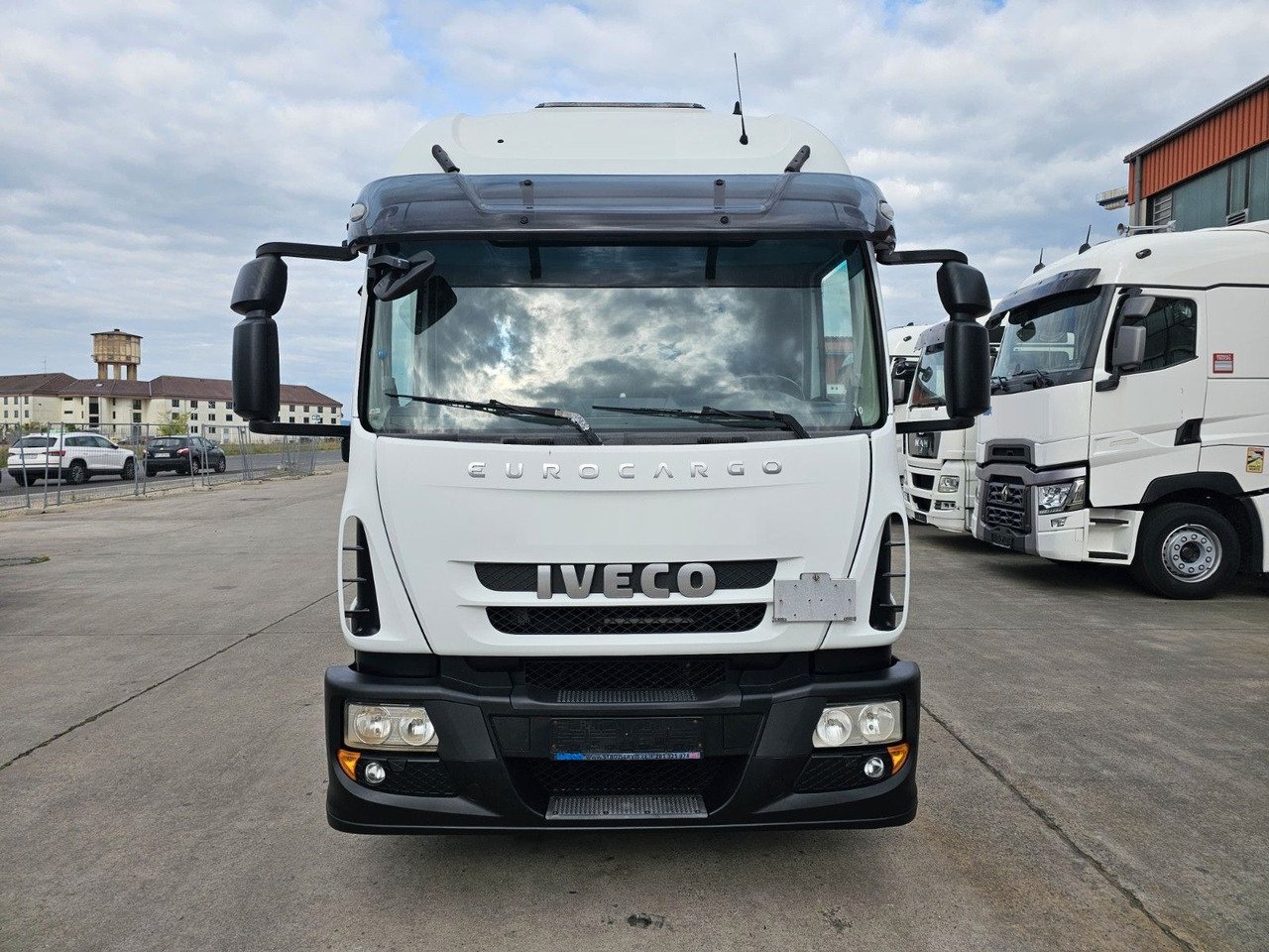 Truck Iveco EURO JACHT 180